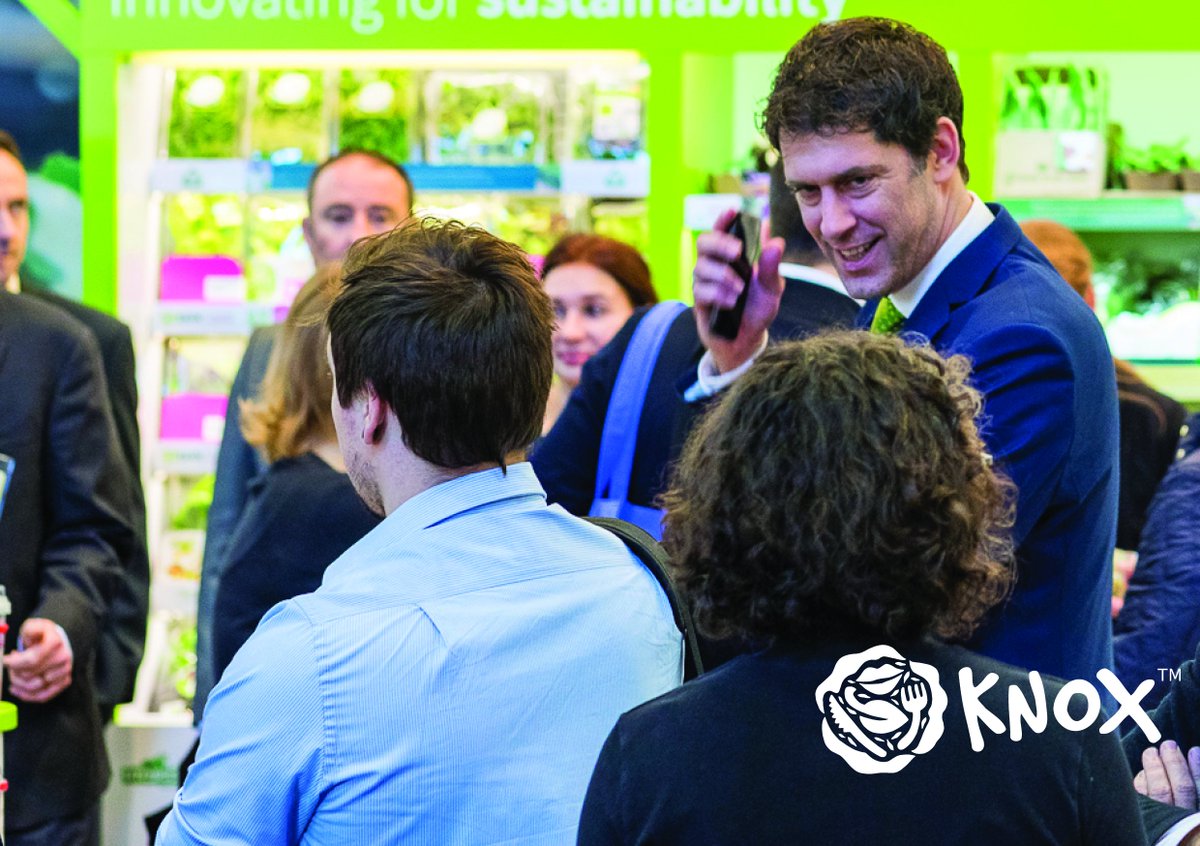 KnoxtmLettuce's tweet photo. Fruit Attraction is started! Our team of specialists would like to meet you and answer all your questions about Knox™. Meet us this week in stand 9D12. More info: https://t.co/IQLLX4GKs4 #delayedpinking #lesswaste #solution @FruitAttraction https://t.co/JQTZPfM1zm
