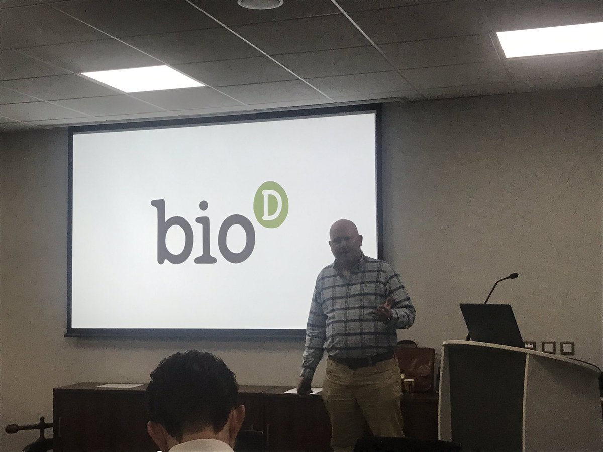 FutureHumber's tweet photo. MD of @thebiodcompany Lloyd Atkin addresses the @YTNHumber delegates this morning as the #FutureLeaders at today’s #leadership #youngtalentnetwork event https://t.co/Ptolyqq7IW