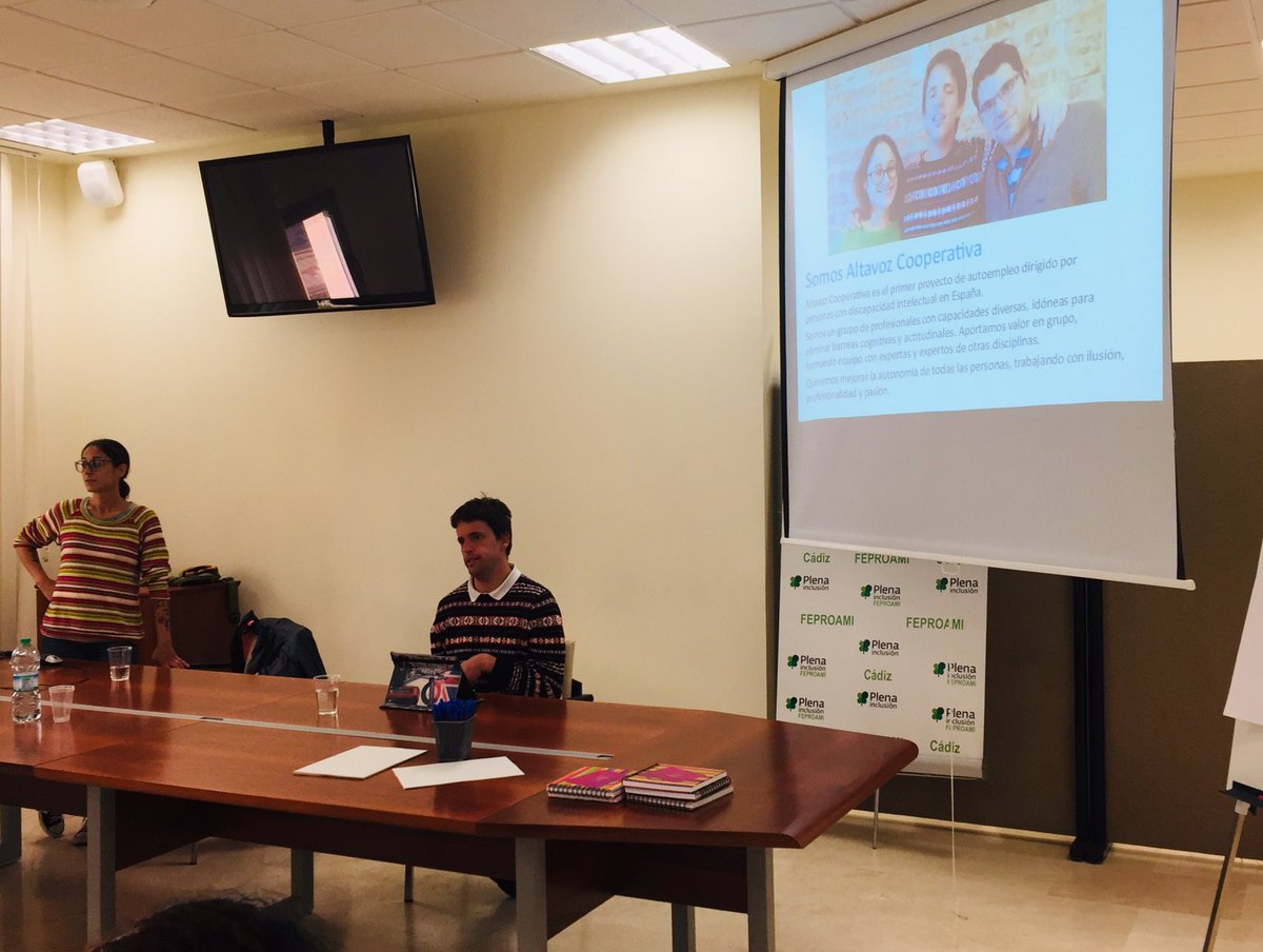 feproami's tweet photo. Iniciamos 2️⃣ jornadas de formación gracias a Sara y Óscar de @AltavozCoop #accesibilidadcognitiva #discapacidadintelectual #TEA https://t.co/fttavFOXgX
