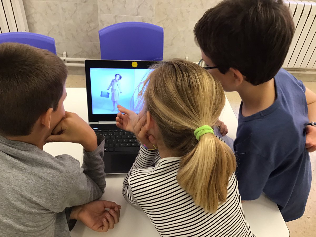 txellartacho's tweet photo. Els nens i les nenes de #PIN3 i l’equip de #mestres de #JEGràcia #Kostka estem molt emocionats treballant per interessos les #caixesderecerca #artístic #tecnològic #coneixementdelmón #educació #descobrim @JesuitesEdu https://t.co/BFFdNoHYHC