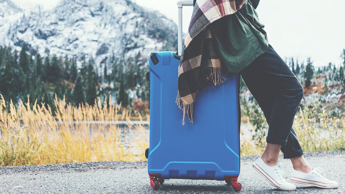 почему нельзя ставить сумку на пол. сумка на столе примета. сумка на столе. сумка на полу. сумка упала.