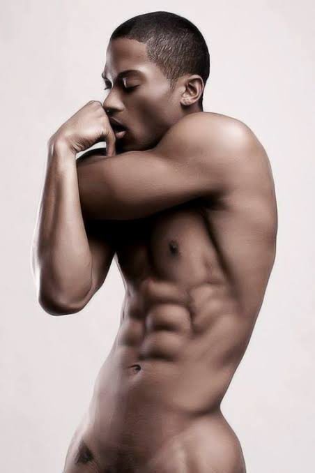 PinkAppleSA's tweet image. Stretching!