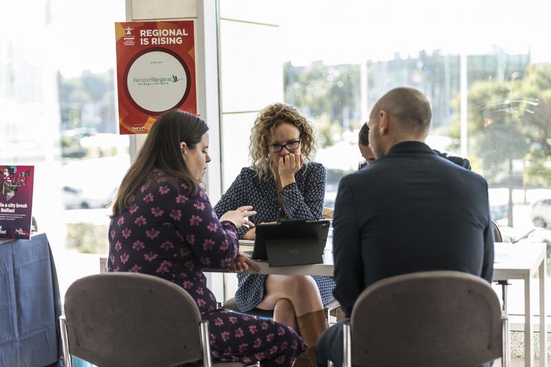 L’équipe marketing de l’Aéroport Bergerac Dordogne Périgord est actuellement à la deuxième édition d’Aviadev à Valence pour continuer son développement #aviadev #bergerac #dordogne #perigord