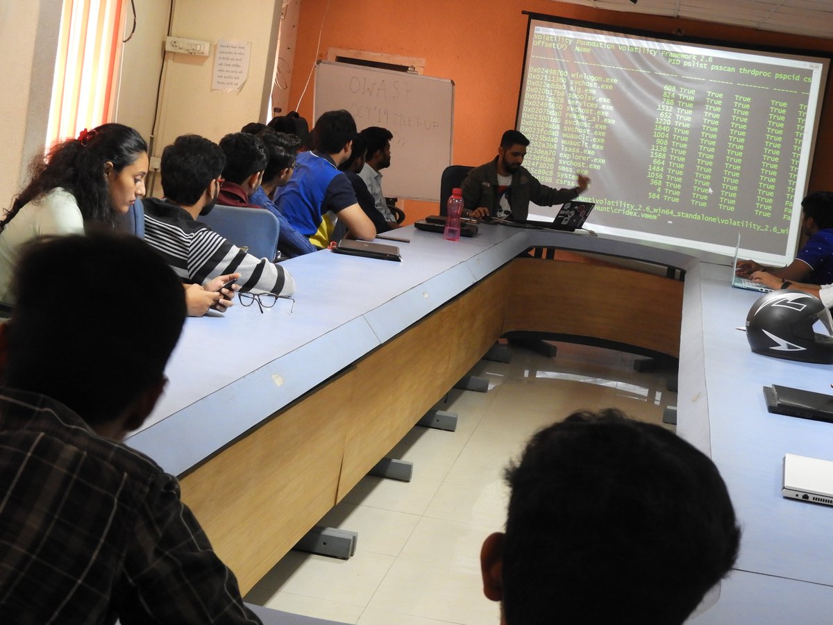 AhmOwasp's tweet photo. OWASP-Ahmedabad Chapter #Octomber_MeetUp #APISecurity #AWSSecurity #MalwareHunting #IOTAttackks #NewsBytes Let's quantum some more knowledge, because knowledge is power. https://t.co/ULflz4enfN