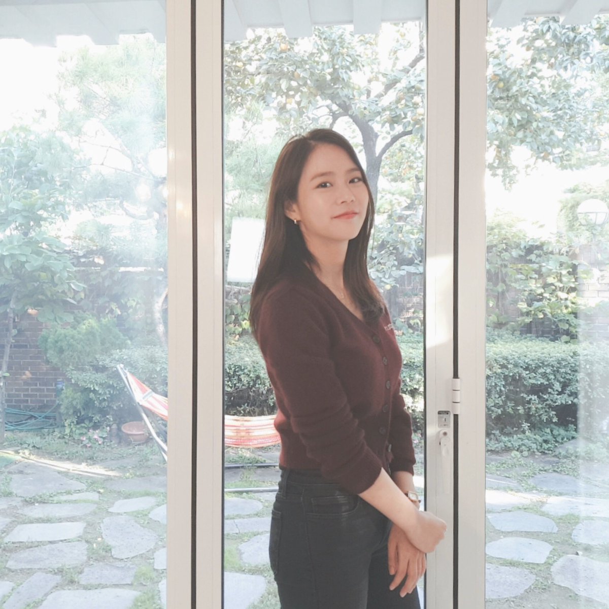<24일 포토데이 #한승연>
⠀
포토데이가 있어 행복한 목요일입니다!
승연 양 사진 보시고
행복한 목요일 보내시길 바랍니다😘
⠀
#승연 #HANSEUNGYEON #SEUNGYEON