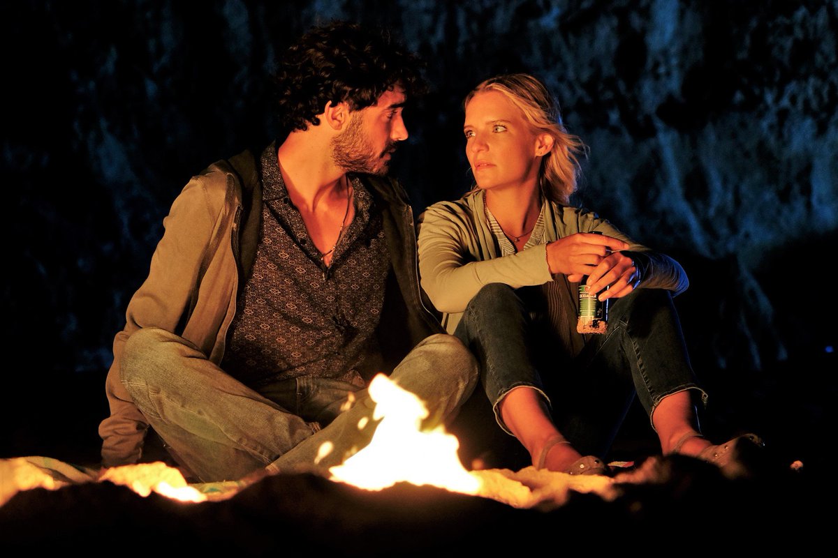 #Algarve- und #Portugal-Liebhaber sollten diesen ZDF-Film "Ein Sommer an der Algarve" nicht verpassen. Er bietet #Frauen-Power, Aussteiger- und #Surfer-Flair plus Naturschutz-Thematik: algarve-entdecker.com/2019/10/sonnta… <a href="/ZDF/">ZDF</a> <a href="/dpa/">dpa</a> <a href="/VisitportugalDE/">VisitportugalDE</a> @turismo_algarve <a href="/visitportugal/">Visit Portugal</a> <a href="/PuraComm/">Pura Communications</a>