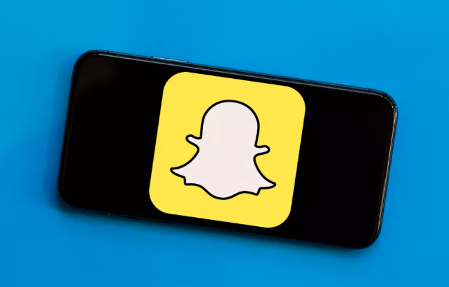 IntelApe's tweet photo. Snapchat appears to be making a comeback, attracting new users after it announced a new version of its augmented reality sunglasses. #snapchat #TechNews #intelape #technology #ThursdayThoughts #ThursdayMotivation #Messenger https://t.co/PhJ6YBakLo