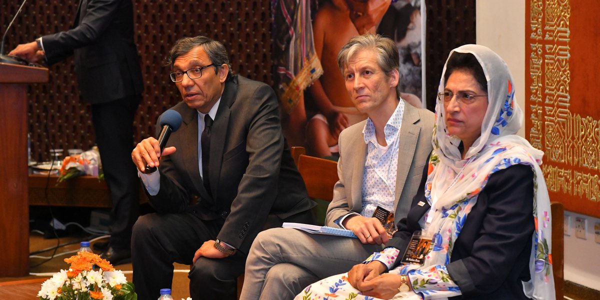 Jointly sponsored by the AKU's Institute for Human Development and the Centre of Excellence in Women and Child Health, the conference will feature a special thematic focus on early maternal and child nutrition. 

View the #AKUIHDConf programme here aku.edu/ihd/conf/Docum…