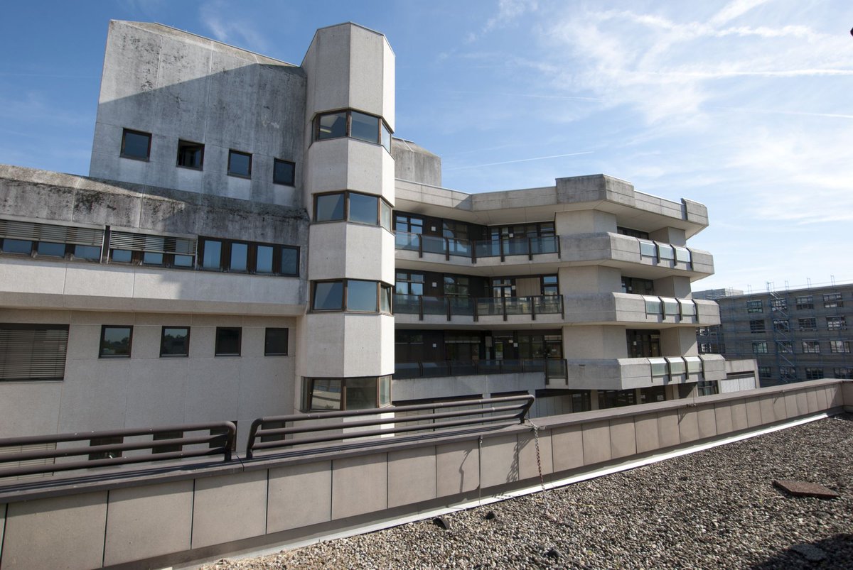 SOSBrutalism's tweet photo. This clinic shall get demolished soon. Wiesbaden, a city full of historicism, would lose a unique example of postwar architecture, if they don't change their plans.

Horst-Schmidt-Klinik (today: Helios-Klinik), Wiesbaden, Germany, 1976

https://t.co/2IbR3jX5bs

#SOSBrutalism https://t.co/YG0HMKmVX1