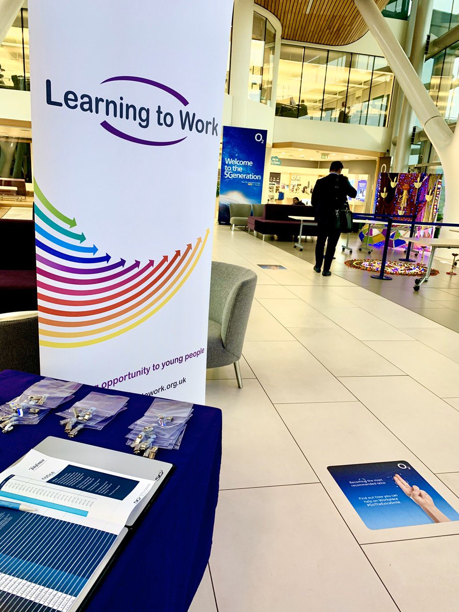 Back  at <a href="/O2/">O2</a> with students from <a href="/LangleyAcademy/">The Langley Academy</a>, <a href="/HighcrestAc/">Highcrest Academy</a> and Beechwood School. Today is all about ways into work discussing good and bad CVs, #interviewskills and mock interviews. Supported by the amazing staff from O2.