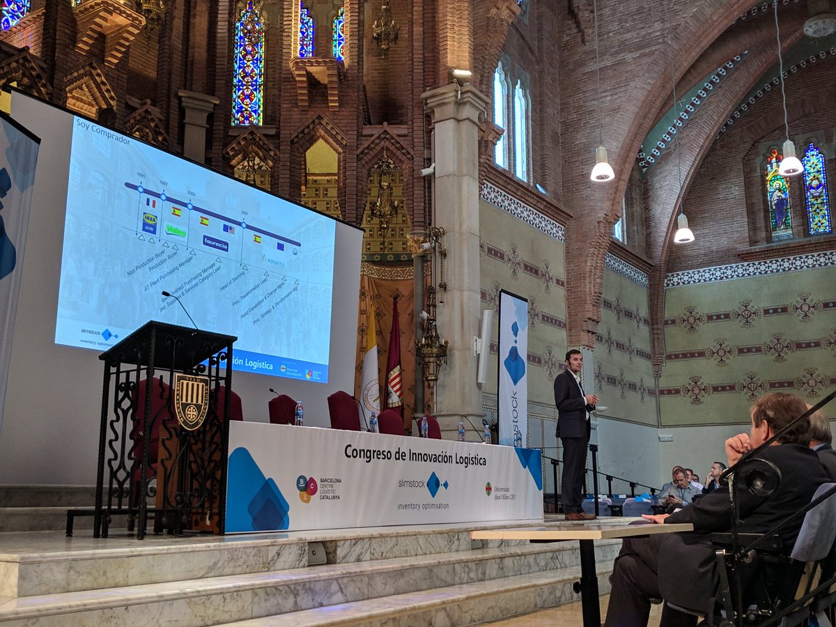 Slimstock_ES's tweet photo. Stéphane Morel,  Head of Procurement Capabilities &amp; Change Management de @NovartisSpain presenta "La inevitable colaboración entre Procurement y Supply Chain" y pone en pie a los asistentes con su experimento de colaboración en vivo
 #CIL2019 https://t.co/qVmQ3oQrHP