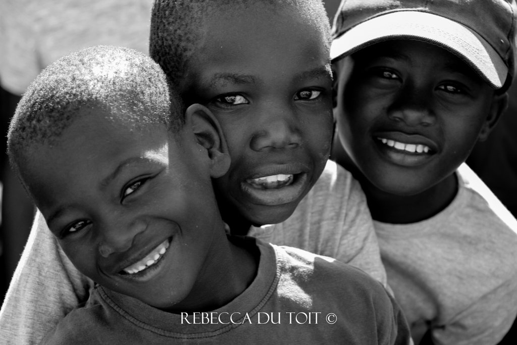 du_Toit_Rebecca's tweet photo. There are no seven wonders of the world in the eyes of a child. There are seven million. https://t.co/zErH1l2CuG