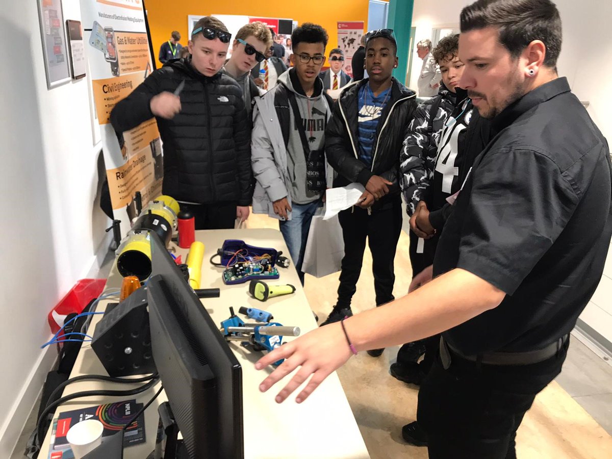 AdvanceWelding's tweet photo. (A little later than planned) We would like to say a massive THANK YOU! to @kirkleescollege for inviting us along to another fantastic #makeitinmanufacturing day, it's a great chance to meet the engineers of tomorrow.
#maufacturing #engineering #schooltrip https://t.co/ryPvGCgZLW