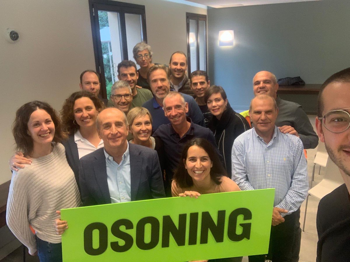 isaactaberner's tweet photo. Matí molt inspirador al workshop d’ @Osoning_sport amb @juanporcar! Conversa i debat al voltant de les tendències de futur del sector esportiu, impacte econòmic als territoris, nous models d’esdeveniments i relacions entre agents. Senizllament, brillant! https://t.co/9CX7HdMfYt