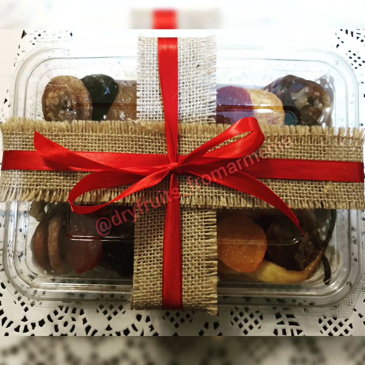 RavenDog3's tweet photo. #delivery #sweetsinholland #sweets #delicious #deliciouscandy #candy #candies #europe #Holland #Switzerland #Süßigkeiten #Leckereien #armeniansweets #armenia #handmadesweets #driedfruits #driedfruit #driedfruitsfromarmenia #candiedfruit #candiedfruits #dryfruitsarmenia #eco https://t.co/1GNLogo694