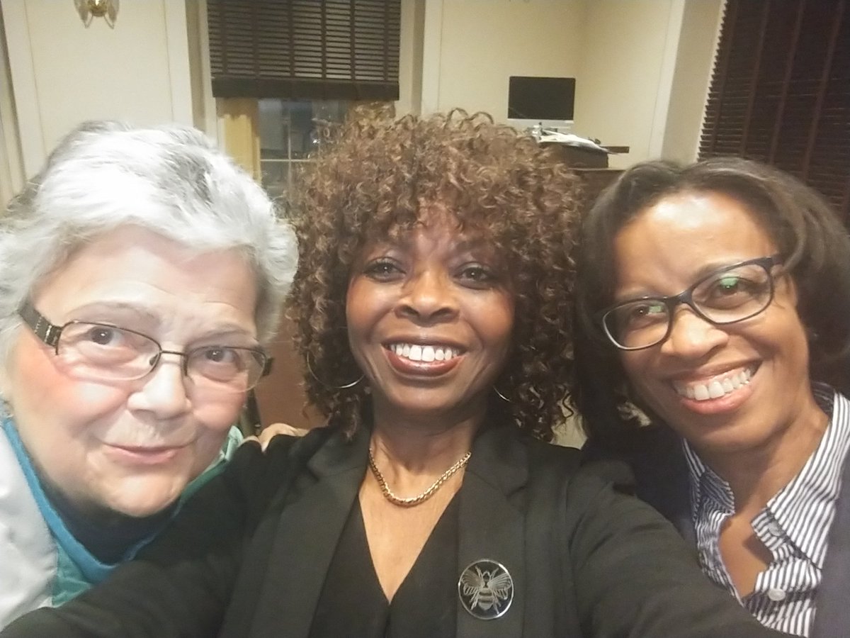 LemonSpringsGir's tweet photo. At Wheaton College last night with Ethel Fraga and speaker-Univ of SFO Law Professor Rhonda Magee (...Disrupting Racial Bias ...through Compassion-based Awareness). Members of The Road to Diversity &amp; Understanding attended. Thought provoking. https://t.co/FhefkdGXJ3
