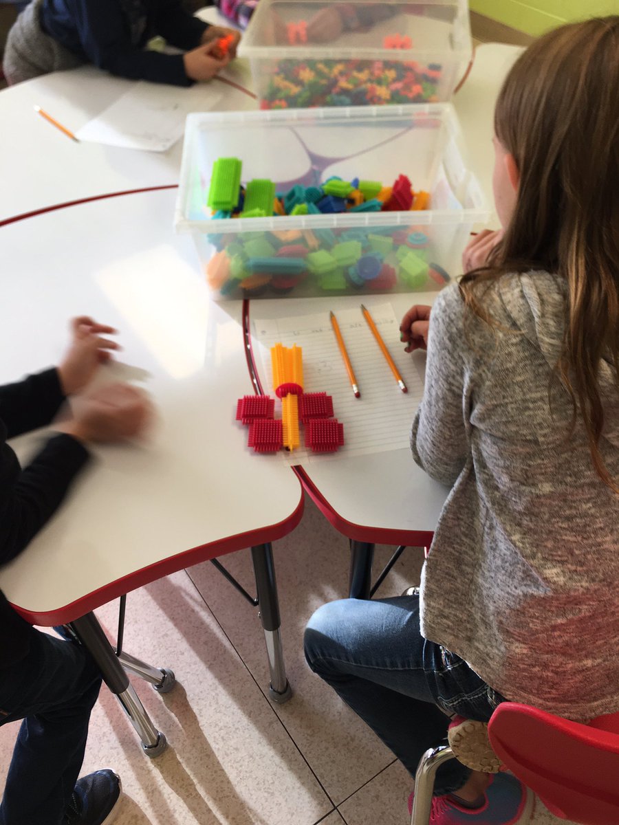 CastoMrs's tweet photo. My 2nd grade engineers went to our Innovation Lab and learned about the engineering design process. Students were challenged to plan and design a butterfly with various building materials. Thank you Mrs. Reaves! @jzwvu07 #2ndgradeSTEM #MylanPatriots https://t.co/XtquqmfCZt