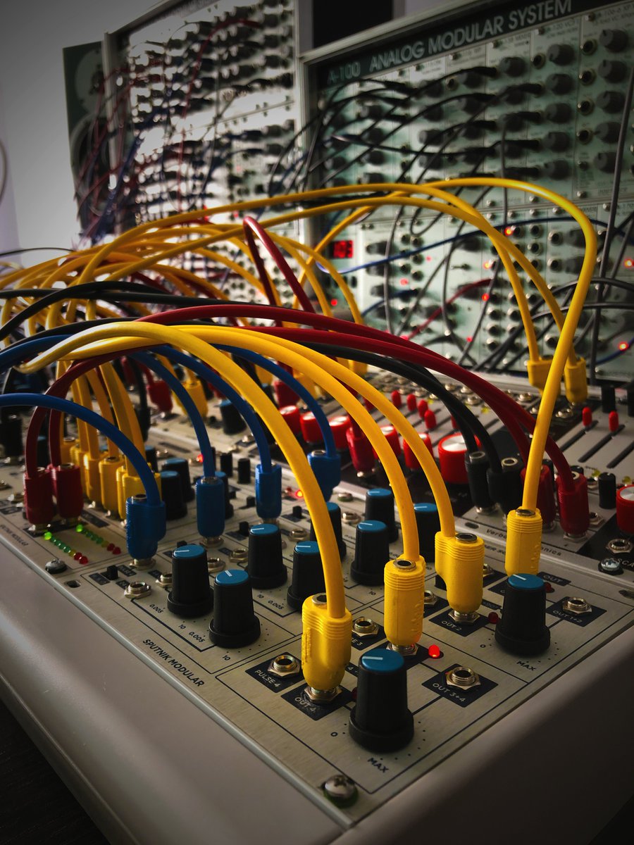 nutacademy's tweet image. East coast e West Coast si incontrano nell&apos;Eurorack targato Nut Academy!

per info: nutacademy.it/courses/sound-…