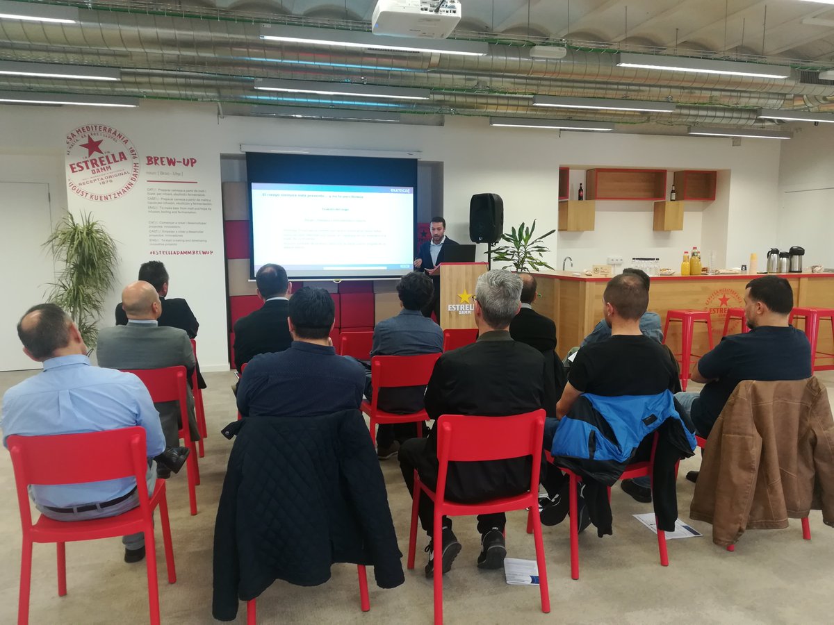 Eurecat_news's tweet photo. Sessió Industry 4.0 #TechTours d'
@accio_cat sobre Ciberseguretat moderada per Lluis Surroca del Departament de consultoria d'Eurecat i amb una ponència de @JuanCaubet, cap d'IT Security d'Eurecat, per ajudar-vos a protegir els vostres negocis. https://t.co/Bgq3PVwe8B