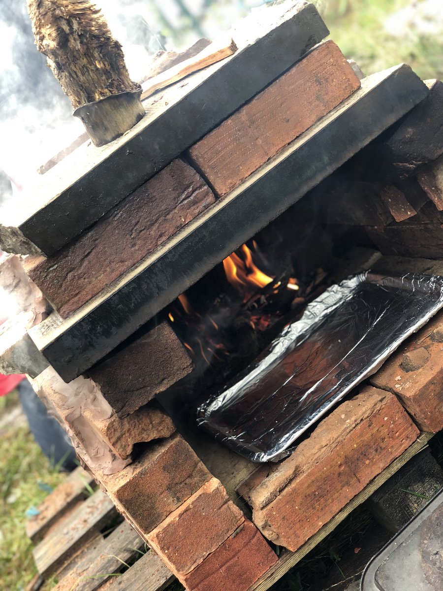 LLF_Dep's tweet photo. #5BP continued to build on the hardwork of #5BS yesterday by putting the new Pizza oven to the test in Forest school 🌲🍂🍃 @lea_forest_aet @Lea_Forest_HT @AETAcademies @Lea_Forest_FSch @BirminghamEdu @S4EUK @ssat @WholeEducation https://t.co/aVqGjw7Jz5