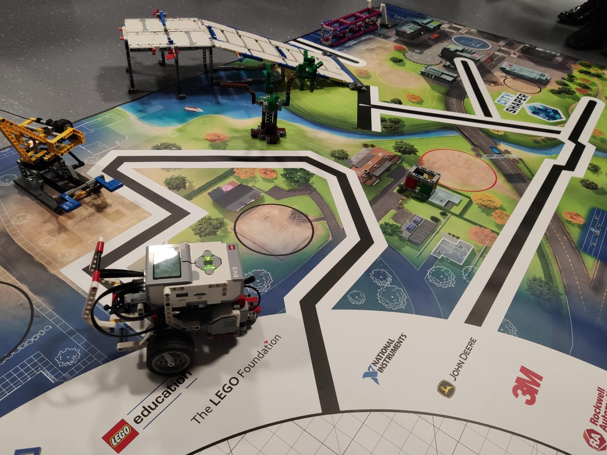 Back in Hull with <a href="/WeAreComputing/">National Centre for Computing Education</a> to map out stunning practice and ambition across the <a href="/sirius_north/">Sirius Academy North</a> computing curriculum. Exciting updates to come about teacher CPD across the city and the Constellation Trust. Of course, I always want a <a href="/FLLUK/">jonnienash@theiet.org</a> update, too!
cc <a href="/NCCEYork/">NCCE Yorkshire & Humber</a> #LEGO