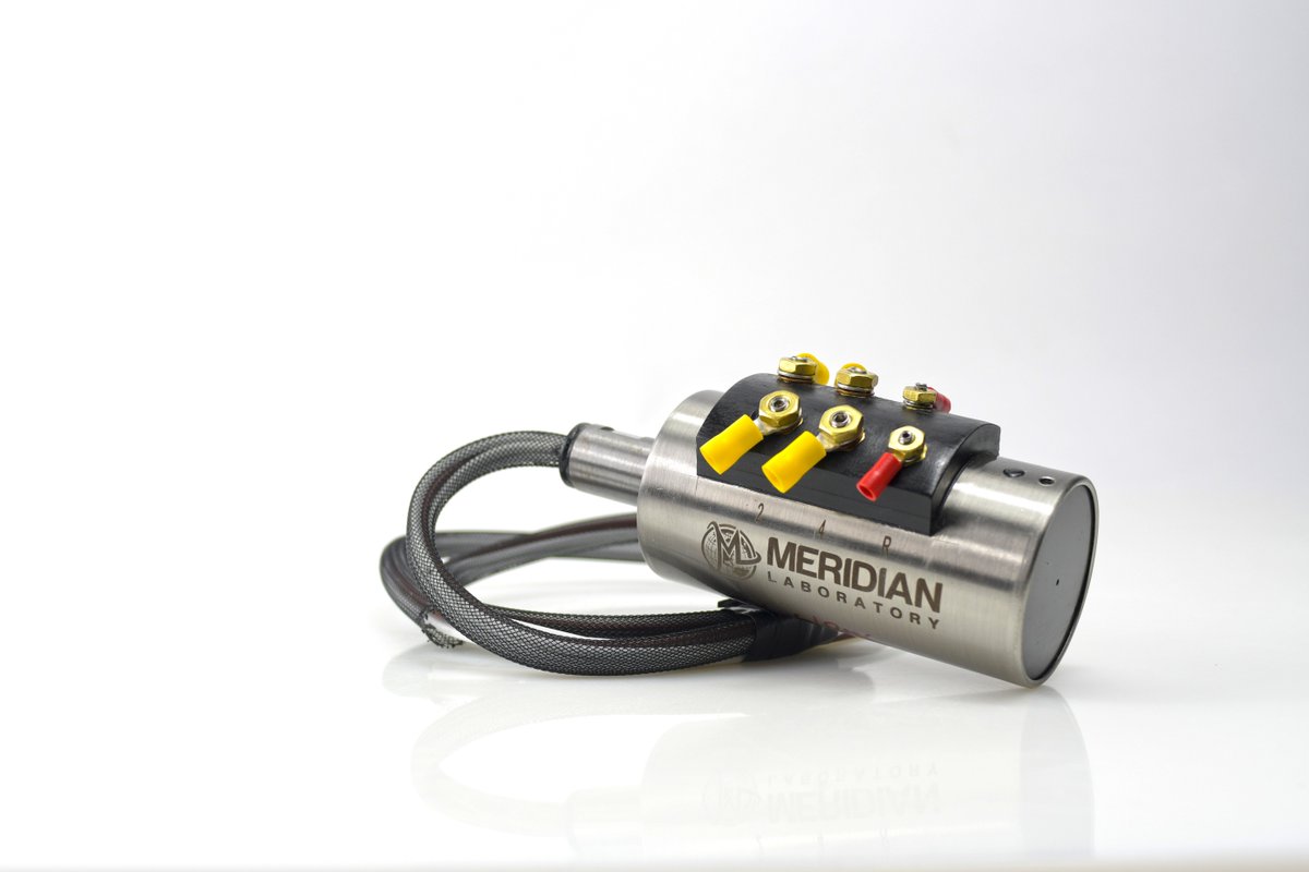 Meridian_Lab's tweet photo. ROTOCON brushless slip rings provide a clean & noise-free electrical signal, and require zero maintenance.
#MeridianLab #rotocon #slipring #industrialdesign #industrial #automation #components #motioncontrol #machining #production #manufacturing #electrical #connector https://t.co/rLCJg8Gx1h
