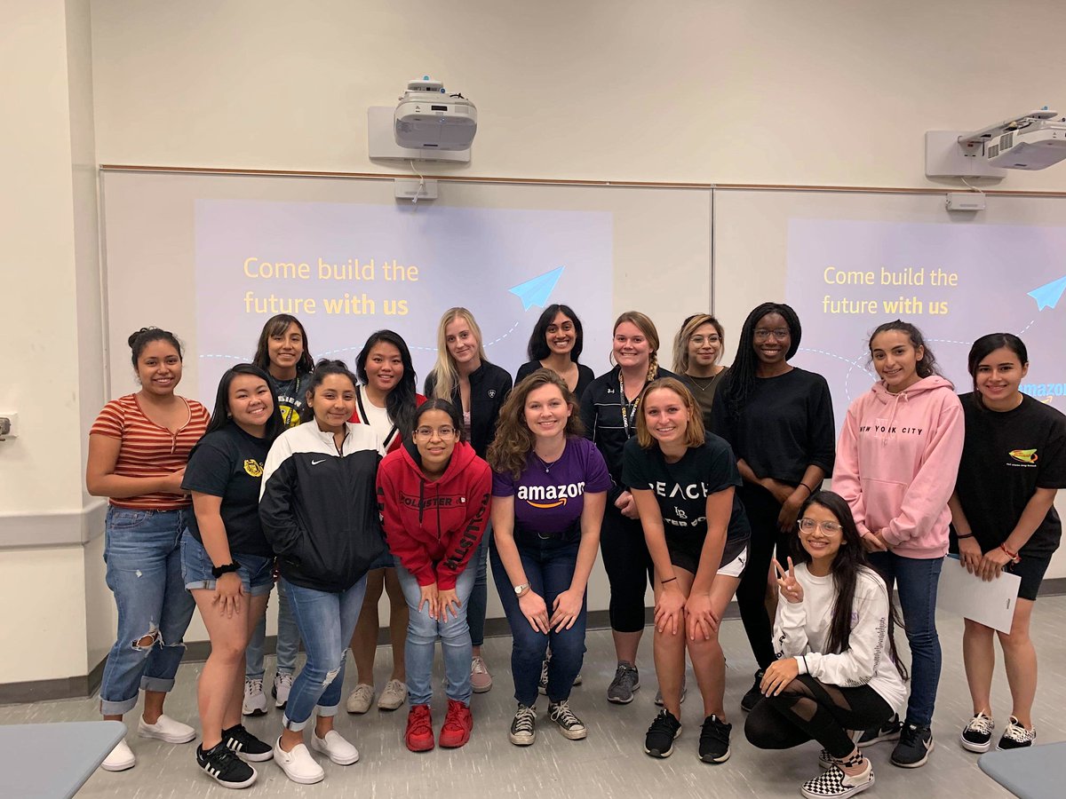 CSULBSWB's tweet image. Thank you Tessa Richards for joining us on Tuesday!

#csulb #csulbswb #gobeach #societyofwomeninbusiness #swb #girlboss #strongwomen #girlpower #speakerseries #amazon