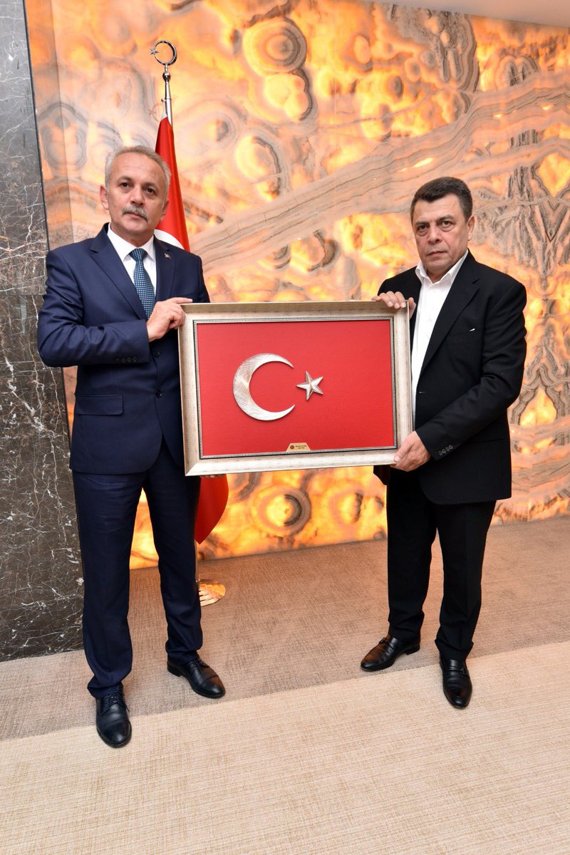 KavlakPevrul's tweet photo. Türk Harb-İş Sendikası Genel Başkanı Sn. Alaattin Soydan ve Yönetim Kurulu Üyeleri'ne ziyaretlerinden dolayı teşekkür ediyorum. https://t.co/uSWPhXtq8S