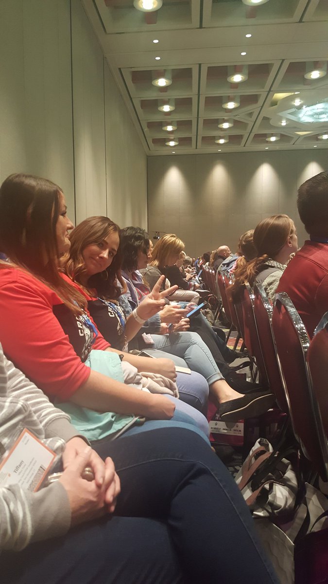 MrThieme's tweet photo. Thank you @CrimsonViewCats for sending 12 of us to the NSTA conference. It's professional development like this that allows us set the education curve rather then chasing it. 
 @washk12  #NSTA20 https://t.co/CNNMoMXLDQ