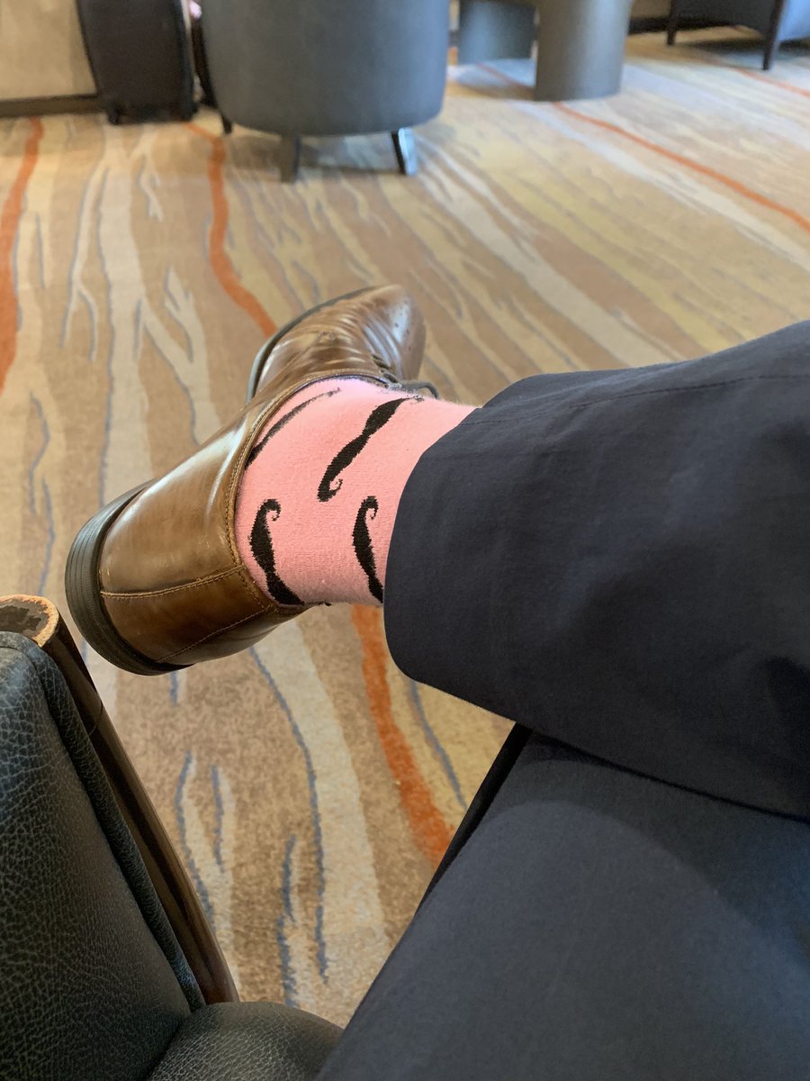PedsEpilepsyDoc's tweet image. One talk down and one SIG presentation to go at #cnsmeeting2019. #pinksock tribe making appearances.