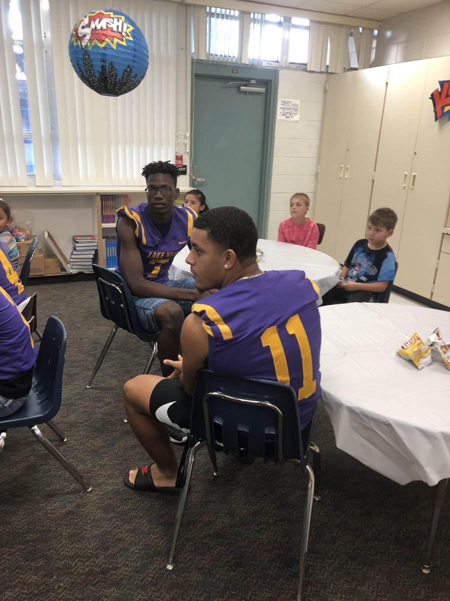 Lindsay Henry tweet media