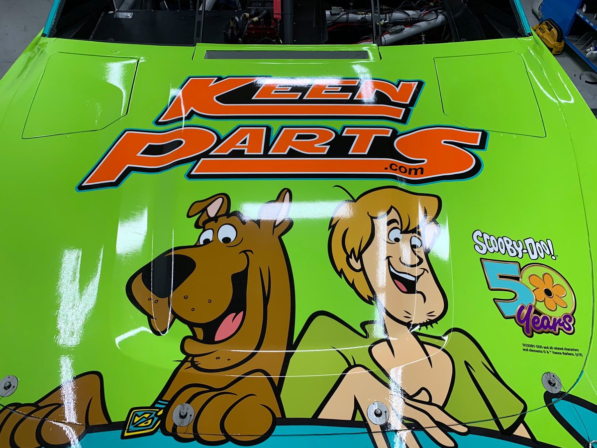 KeenParts's tweet photo. We have seen photos of the Scooby-Doo hero card, crew shirt, race car and now all that is left to see is @CoreyLaJoie Scooby fire suit. 

RT if you want @GoFasRacing32 to give us a sneak peak at the suit!!! 

Ready Set RT https://t.co/L1XTPBmEca