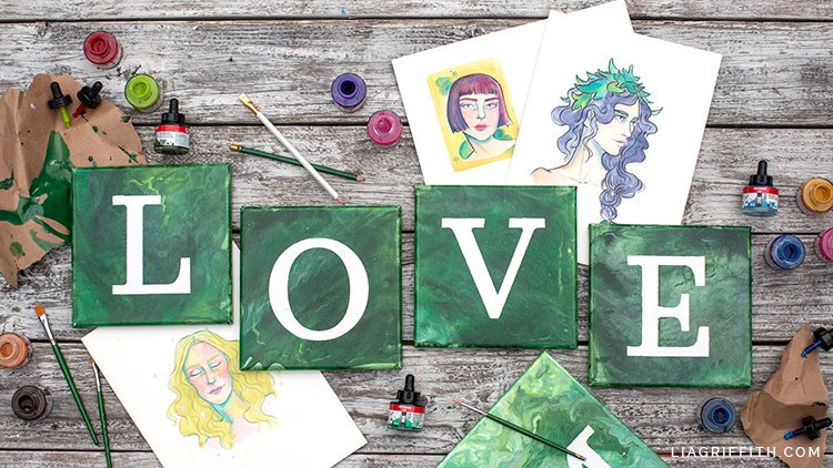 When <a href="/RoyalTalens/">RoyalTalens</a> asked us to share how we would use their acrylic pouring inks to create some unique artwork, we said yes! #spons #AmsterdamInk  youtu.be/wq9ys4OYXVk