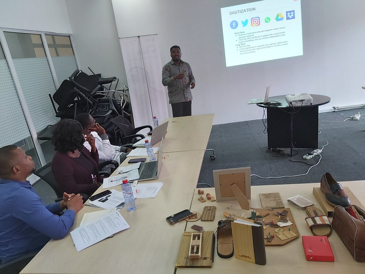 Afidba_GH's tweet photo. #AFIDBA2019 #GHANA
It's not about the ideas. It's about making ideas happen.
Our @AFIDBA_ laureate, @Leatheroncallgh recycles cork stoppers of wine bottles into cork sheets used in the manufacture of shoes & other products.
@AFD_en @AFIDBA_MA @Afidba_SN @AFIDBA_BF
#pitchday https://t.co/4RadROjuYf