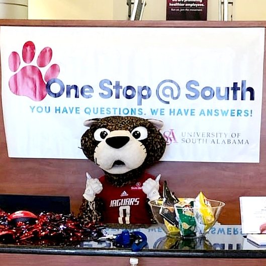 Look who stopped by our One Stop Pop Up today! SouthPaw!! 
We want to see you too. Come on over to Meisler Hall to get a snack and chat with is about all your USA questions. 
•
#StudentFinancialServices #SouthAlabama #OneStopPopUp #USAOneStop #JagNation #JagMoneyMoves