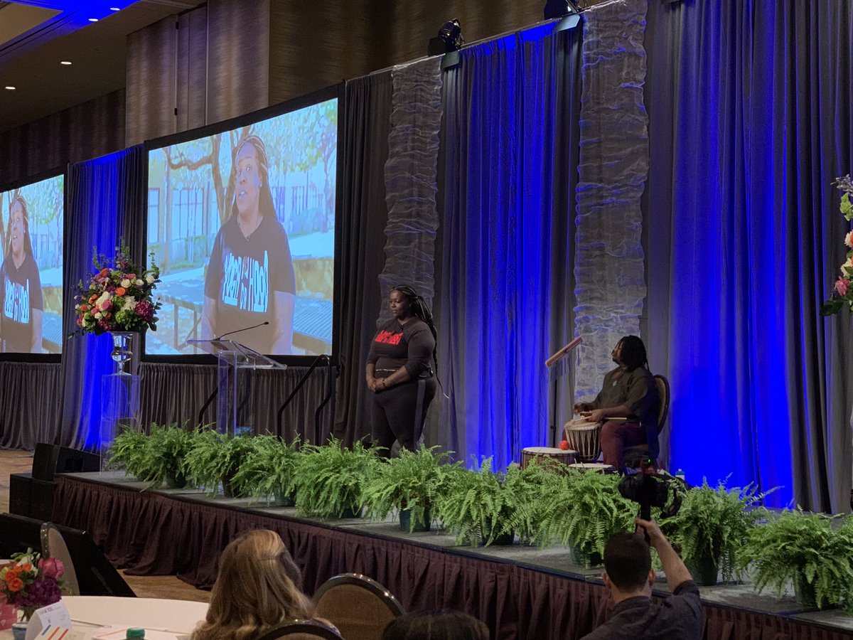 JoliARobin's tweet photo. Overly excited when I saw @YogaNDaHood was here today to lead us in a little bit of #yoga &amp; movement. 

Awesome addition to the @momentous #ChangingTheOdds Conference.

#HiddenFactors https://t.co/up8zvYVjGk