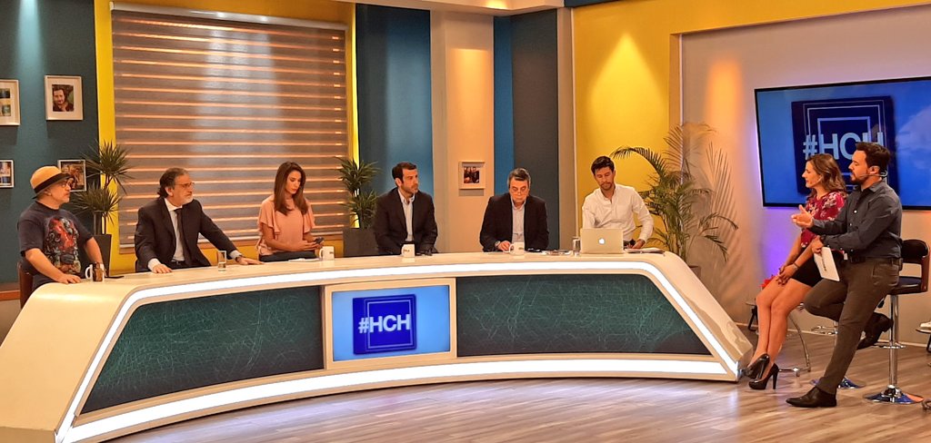 muniecentral's tweet photo. AHORA- En @HolaChileLaRed Alcalde @RodrigoDelgadoM entrega balance de servicios de #EstaciónCentral

📌Además explica solicitud que realizó a @mindefchile para que comerciantes de ferias libres tengan salvoconducto especial con el fin de abastecer sus negocios #HolaChileTeInforma https://t.co/CgcgHyIKrO