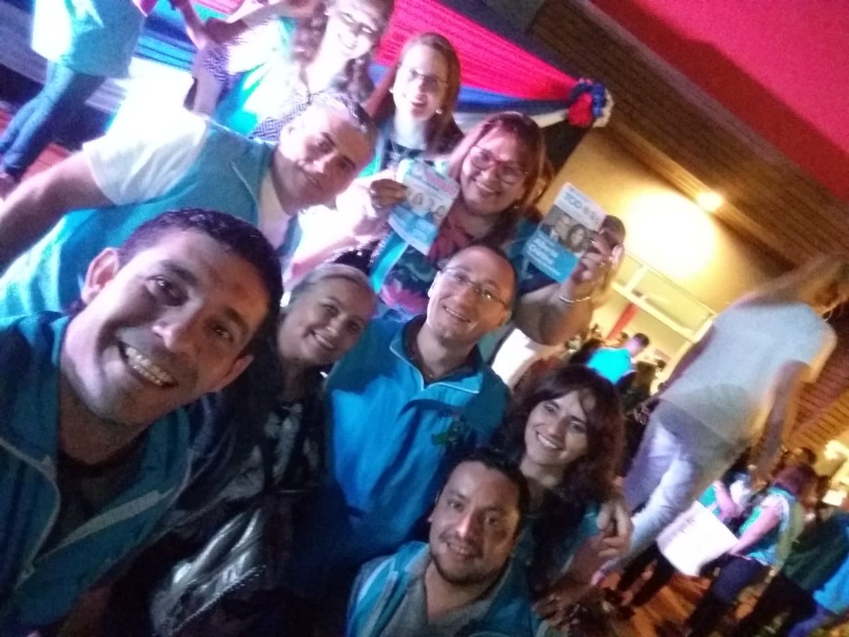 orlandobishels's tweet photo. Militancia, pasión, adomis misionerismo @mariluleverberg @TabyTop @udpm_info @martin_monzonn @Sandragrade1 @ivonneaqui @SartoriDiegoH https://t.co/Fudy3L97Ty
