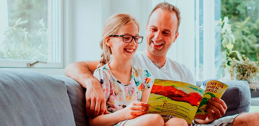 Mød forfatterparret Esther og Morten i vores nye blog story, og læs hvordan far og datter har realiseret deres helt egen børnebog! 
#gørdinbogtilvirkelighed #selvudgivelse #forfatterliv #forfatter #uafhængigudgivelse #børnebog #børnebøger #dklit #dklitt

bod.dk/fingerprint/dk…