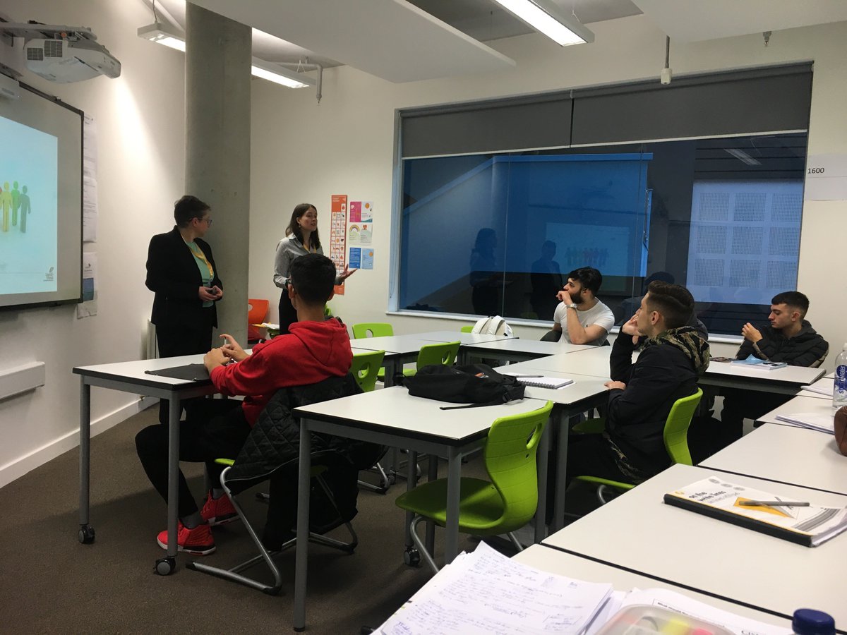CareersAndIdeas's tweet photo. Legal and General have been in to speak to our Level 3 Finance students this morning. Giving them an insight to their business &amp; industry. They will be back to deliver employability sessions to the group in a couple of weeks. #skilled #Employability https://t.co/rOtCyrc0lP
