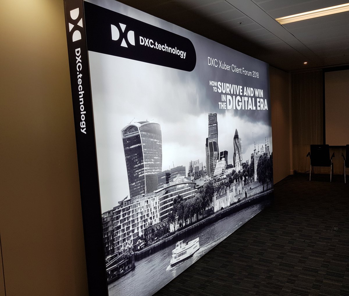 Aztec_UK's tweet photo. Stand out from the crowd with a bespoke #exhibitionstand - we're top #standdesigners and #standbuilders with over 25 years' experience. To talk through your ideas and get FREE 3D stand visuals, get in touch today. #exhibitionstands #lightboxes https://t.co/M3IkD7P8Ne