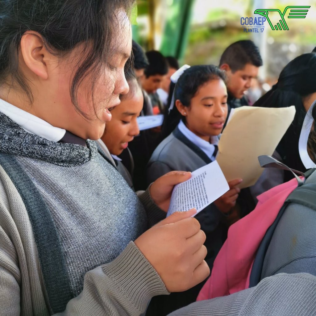 Cobaep_P17's tweet photo. El #Cobaep17 da inicio 🕐 a su semana de la lectura 📖 porque orgullo es decir #SoyBachiller
#SoyCobaep
#Halcones17 🦅 https://t.co/P5pPCxGama