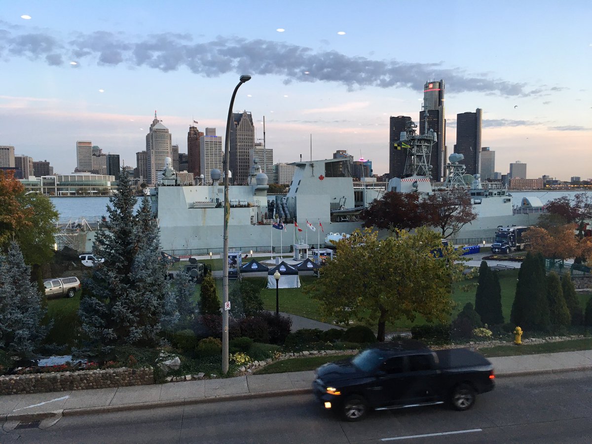 c_shenken's tweet image. The @WorkforceWE team is @centre4arts this morning for Tech Women: Driving Diversity event, hosted by @WEtechAlliance . Women are the future of tech! #TechWeekYQG #WEBuildADream
