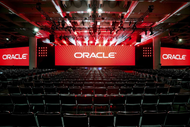 Oracle open. Oracle фото. oracle company. oracle главный офис. обои oracle.