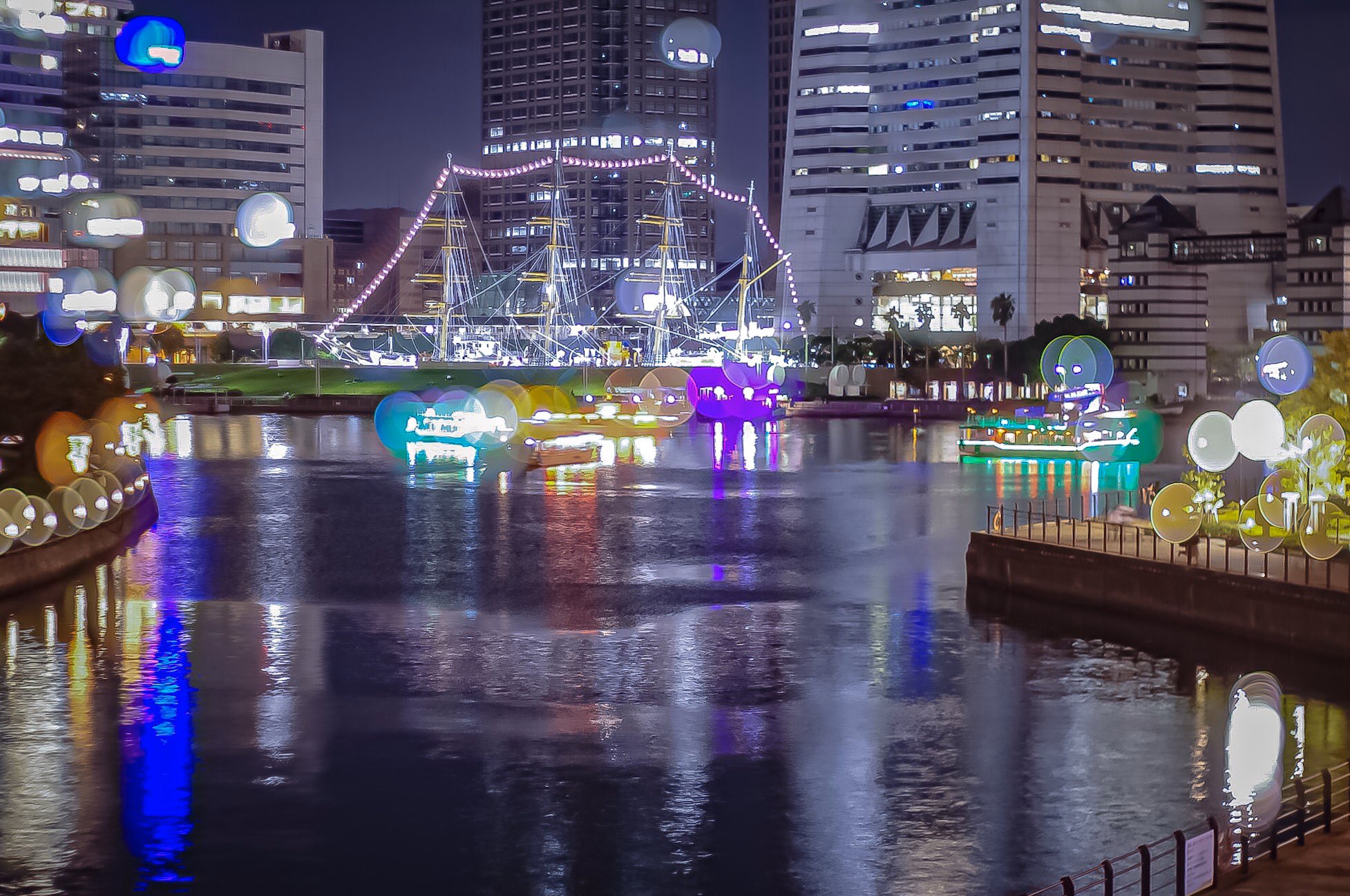 おさみ 横浜市民から旅立ちました 最後の思い出として横浜の夜景写真載せます T Co Qzqhzzr51z Twitter