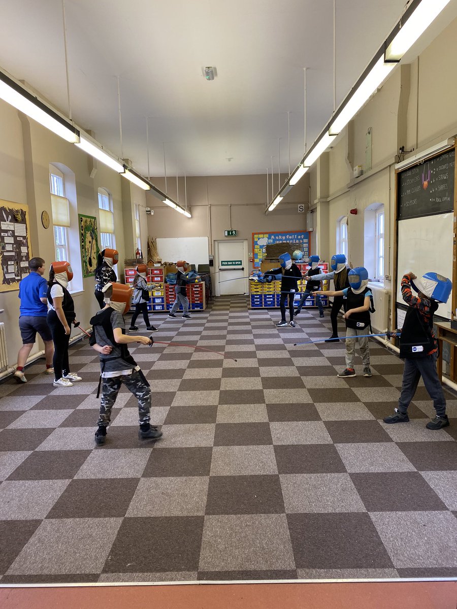 wpsphase3's tweet photo. #year6 #year6residential #fencing @EdgmondHall https://t.co/SnKYEIWHGG