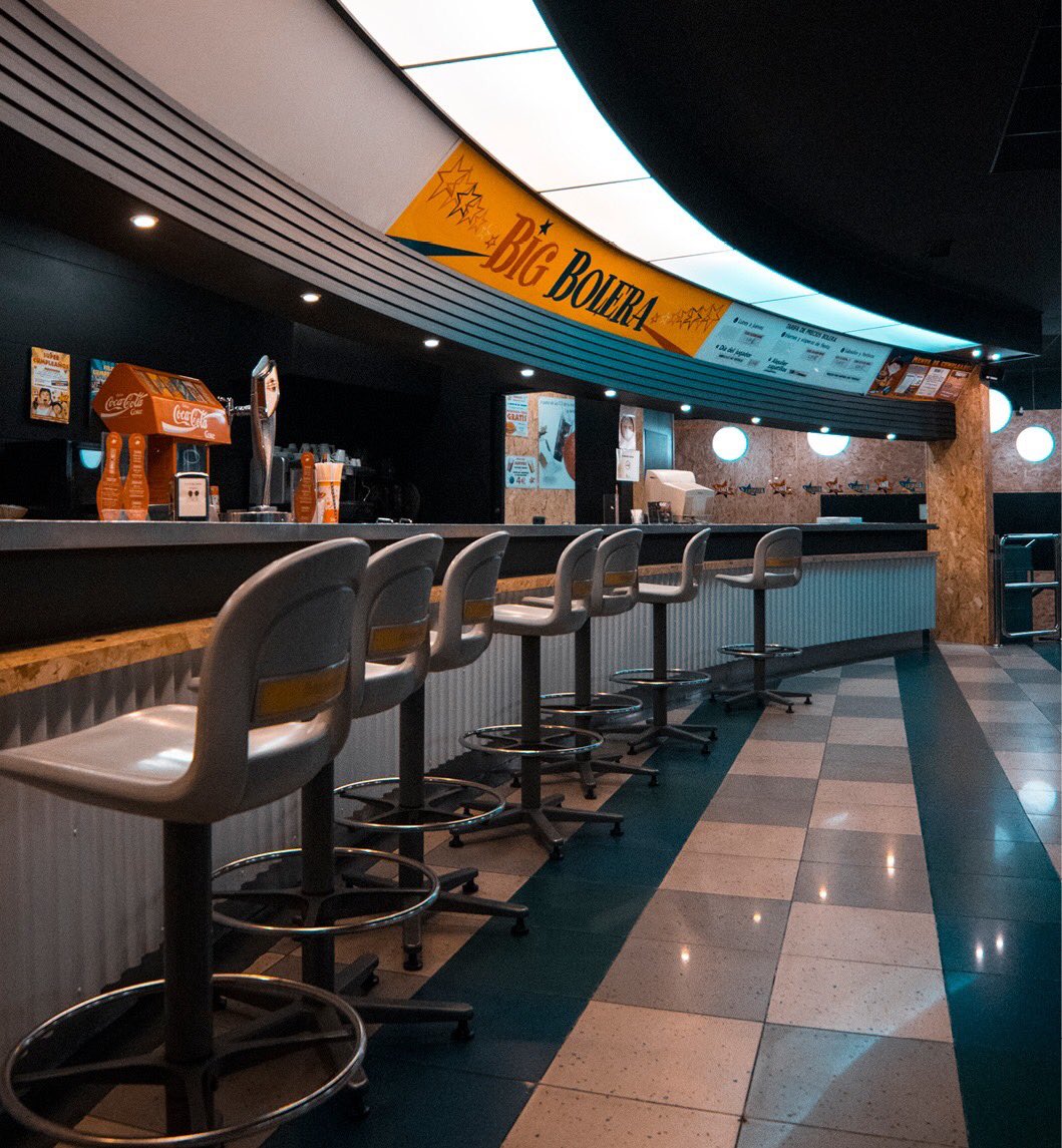 bigbolera's tweet photo. ¡Todo preparado un día más! 🎳👟
¿Te vienes? 
🔗 Tienes todas nuestras promociones disponibles en https://t.co/2H7IW3xNlW https://t.co/dTvKldHf30