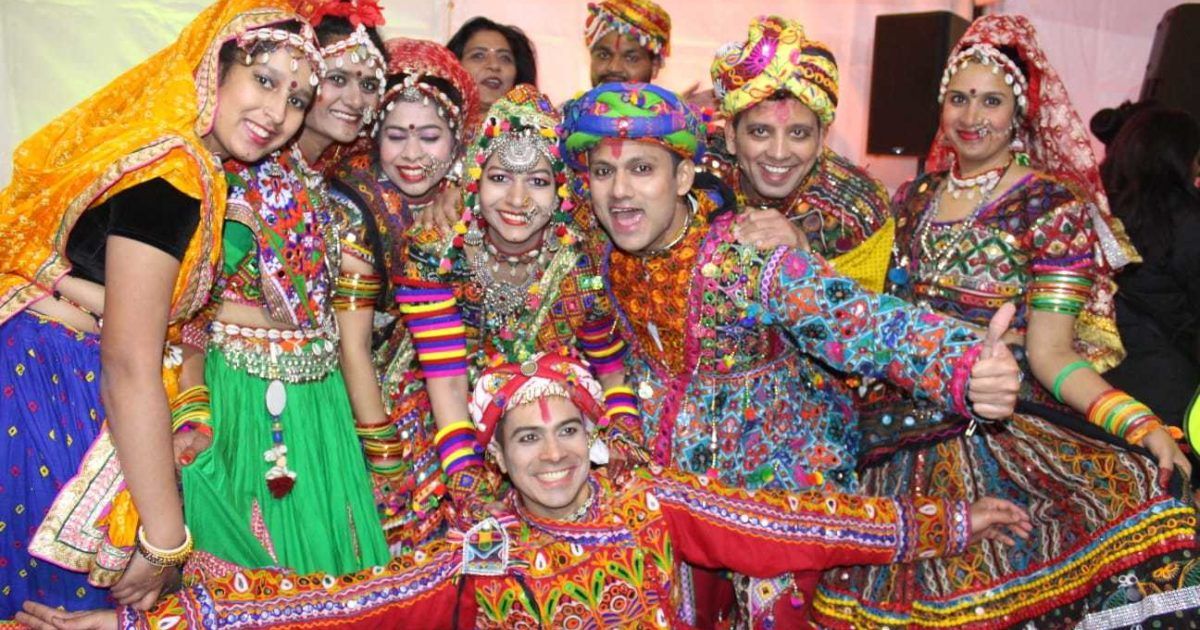 EventsLuton's tweet image. Celebrate Diwali with an evening of dance, music and performance on 26th October, supported by @LutonBID. The Festival of Light is taking place in St George's Square from 12pm onwards. buff.ly/30Y8RWx