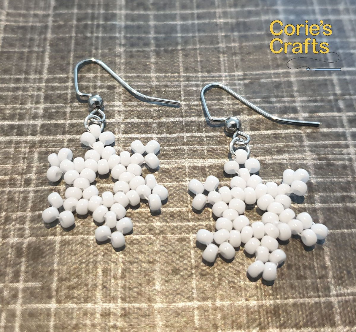 Corie's Crafts friends, family, and fans almost winter sale! Get these adorable snowflake earrings for only $10 including shipping! This deal is NOT available on Etsy- you must message me in order to cash in. Sale ends Nov 1, so message me today! #coriescrafts snowflakeearrings