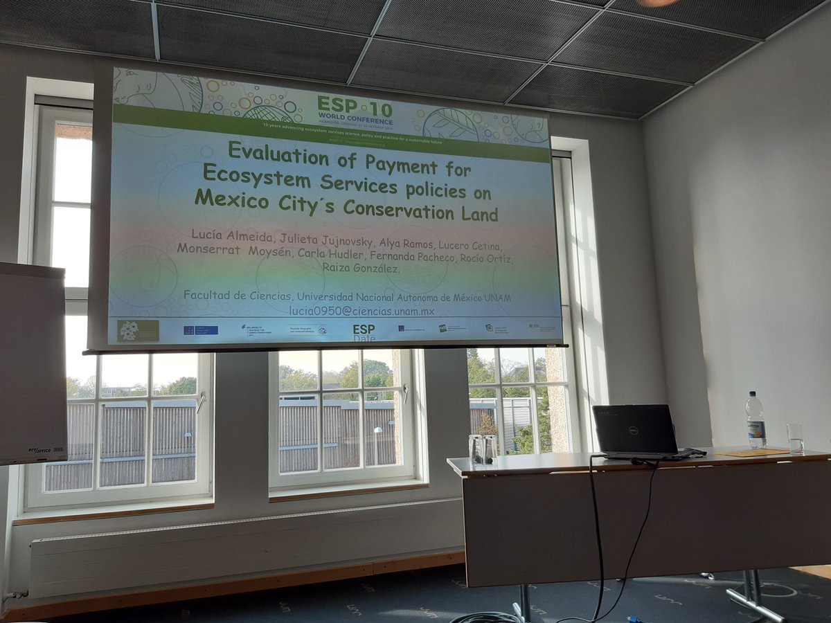 crokochris's tweet image. First presentation in comic sans #conferencebingo #ESP10